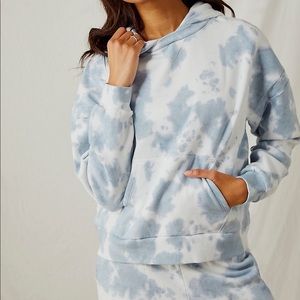 TIE DYE - SWEAT SET!! Comes with both! Worn once.